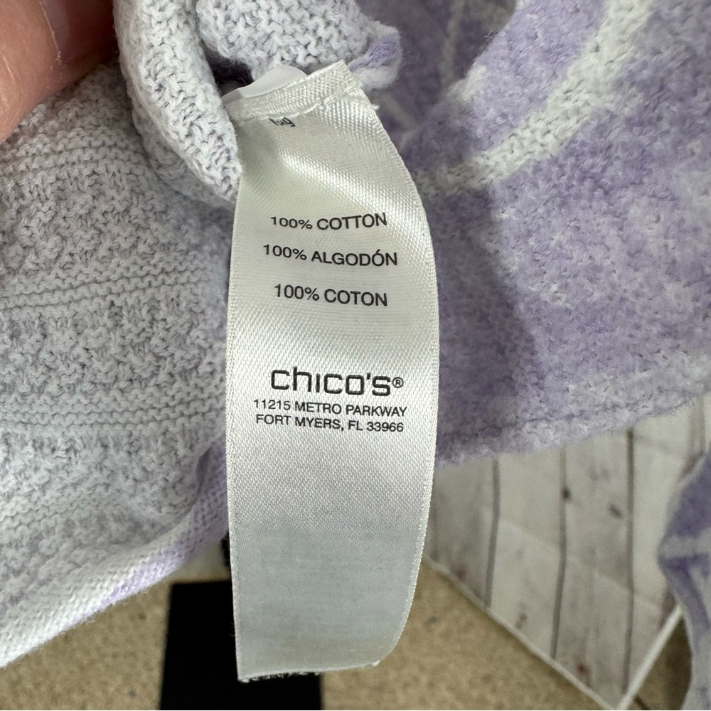 Chico’s Purple and White Floral Lightweight Cotton Spring Sweater Size 3 XL - Picture 5 of 5